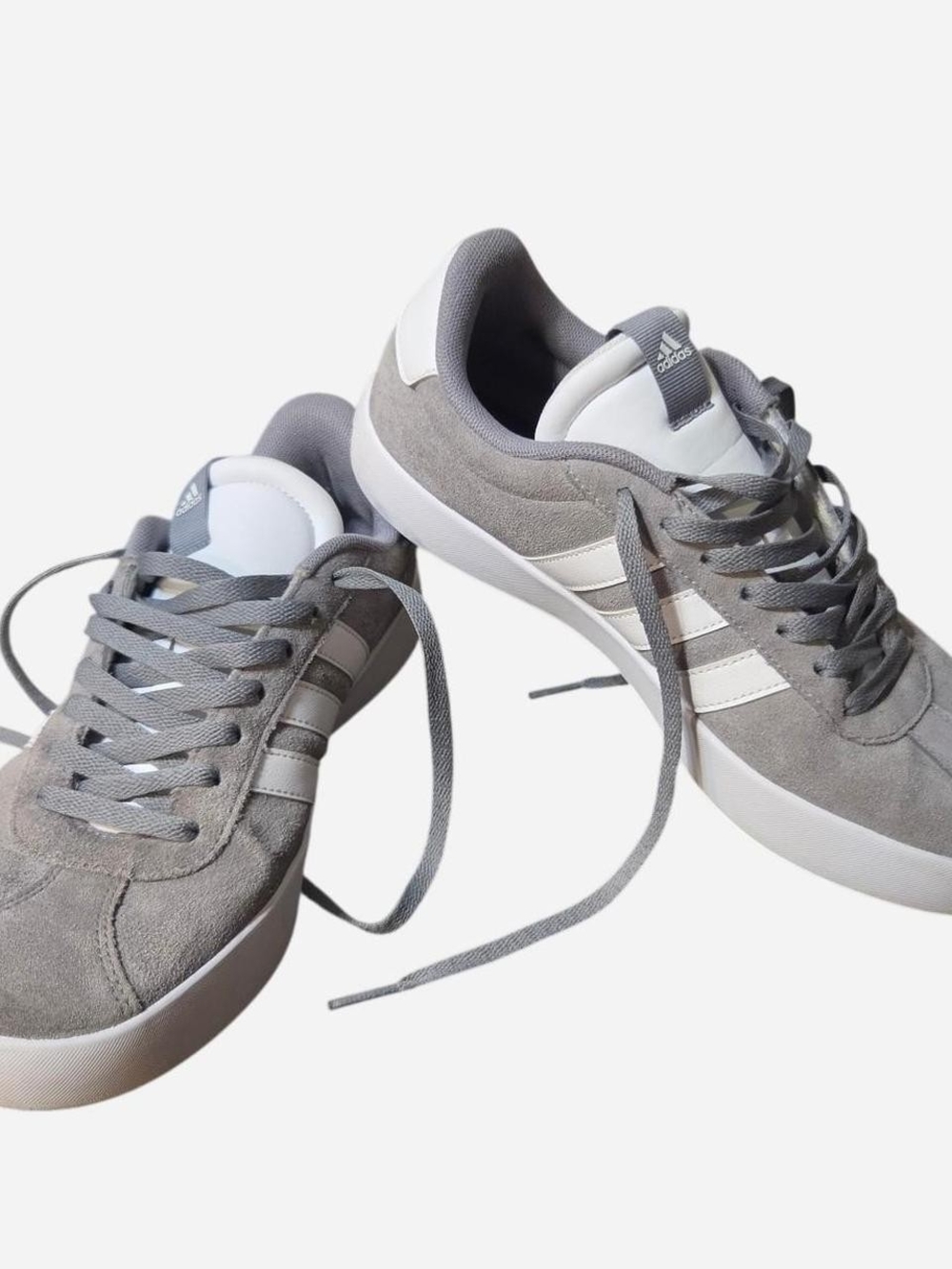 Adidas VL Court 3.0 Grey/ White Suede Low Top Classic sneakers M9.5 Or W10.5